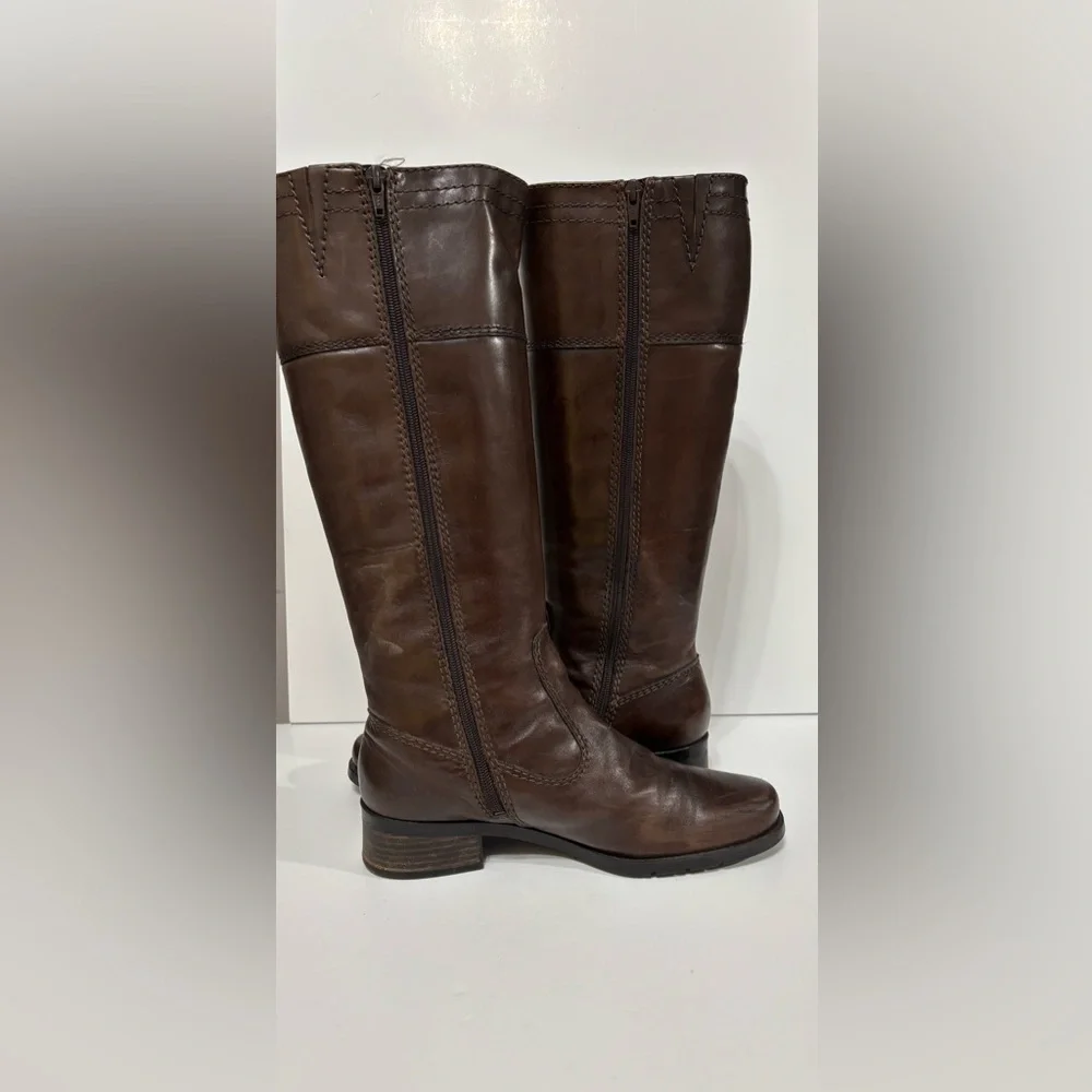 Bandolino Dark Brown Leather  Riding Boots Size 8.5